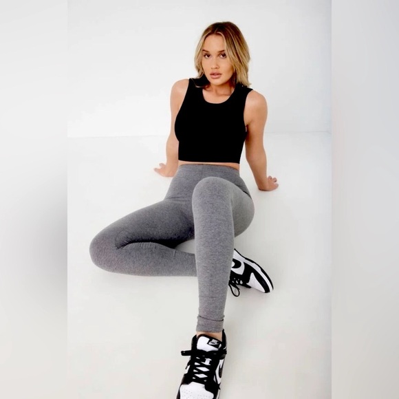 Grey Leggings! 🩶 - Picture 1 of 5